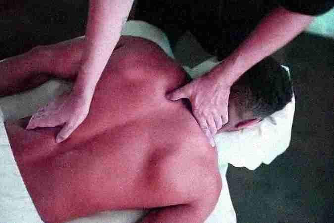 Full Body Massage Service Full Body Massage Service