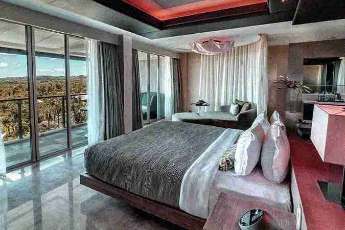Luxurious Accommodations Luxurious Accommodations
