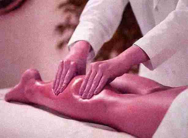 Full Body Massage Service Full Body Massage Service
